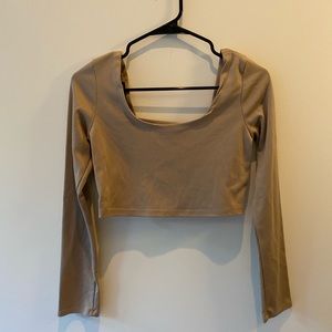 Long sleeve crop top